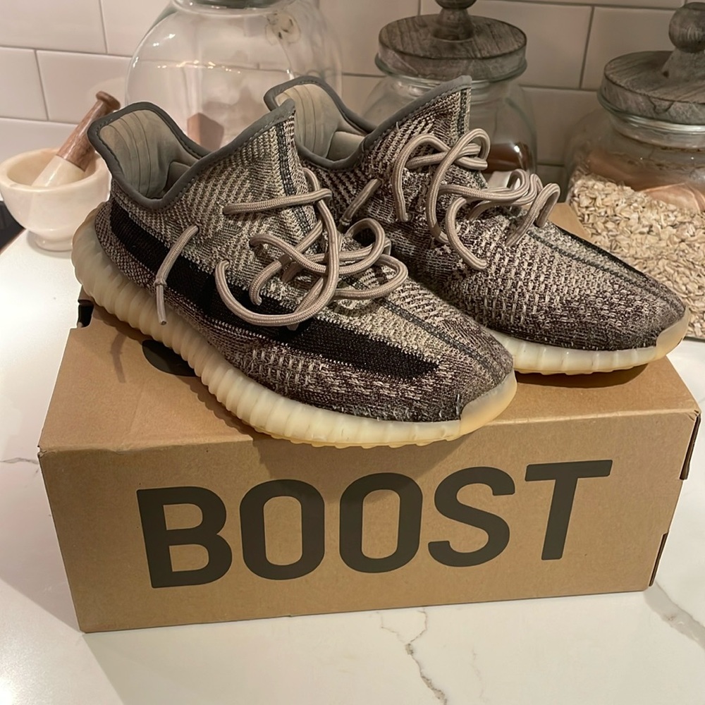 Yeezy 350 Boost V2 - “Zyon” - Size 9